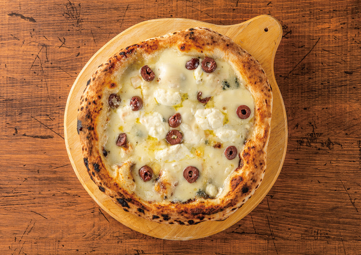 HOKKAIDO PIZZA 厳選北海道産チーズのフォルマッジ