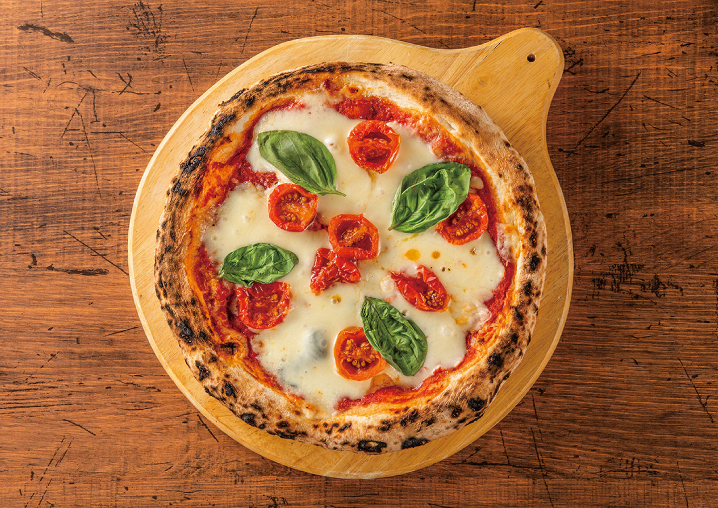 HOKKAIDO PIZZA 北海道産チーズの贅沢マルゲリータ